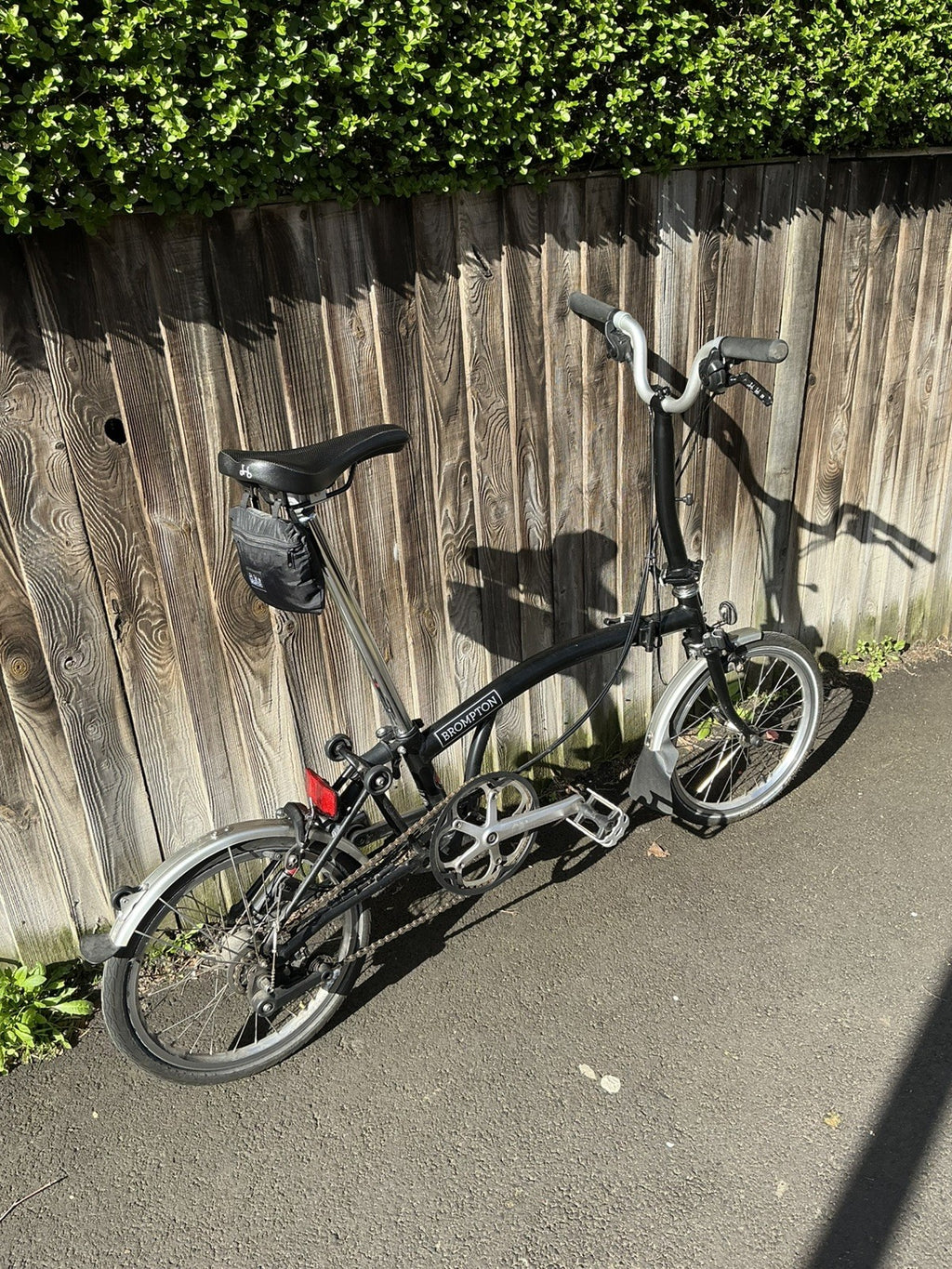 Brompton C-Line Explore 6 Speed Bike Mid (M) - Handlebar - Black