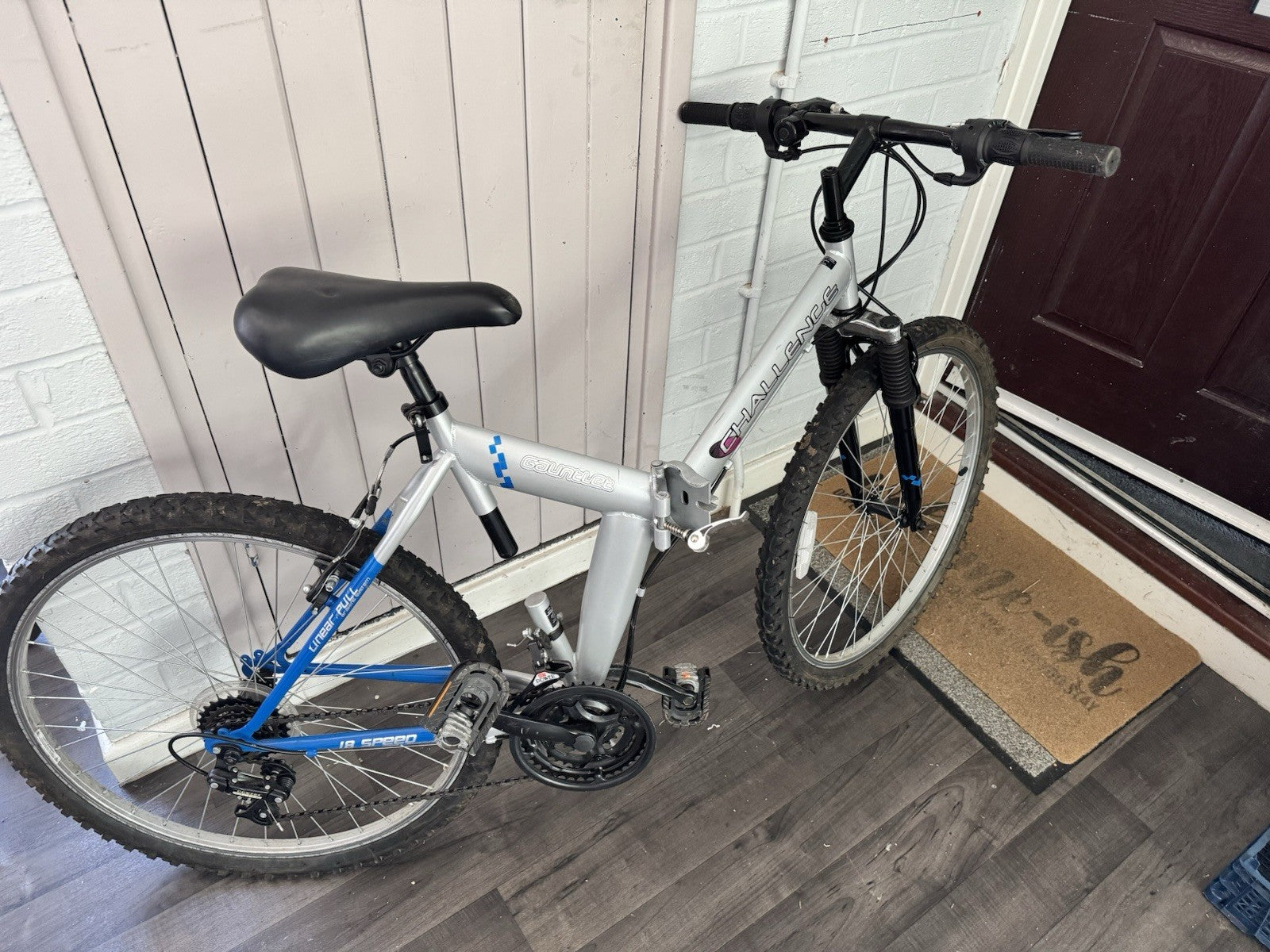 Challenge Gauntlet Folding Mountain Bike - 26" Wheels 18 Speed