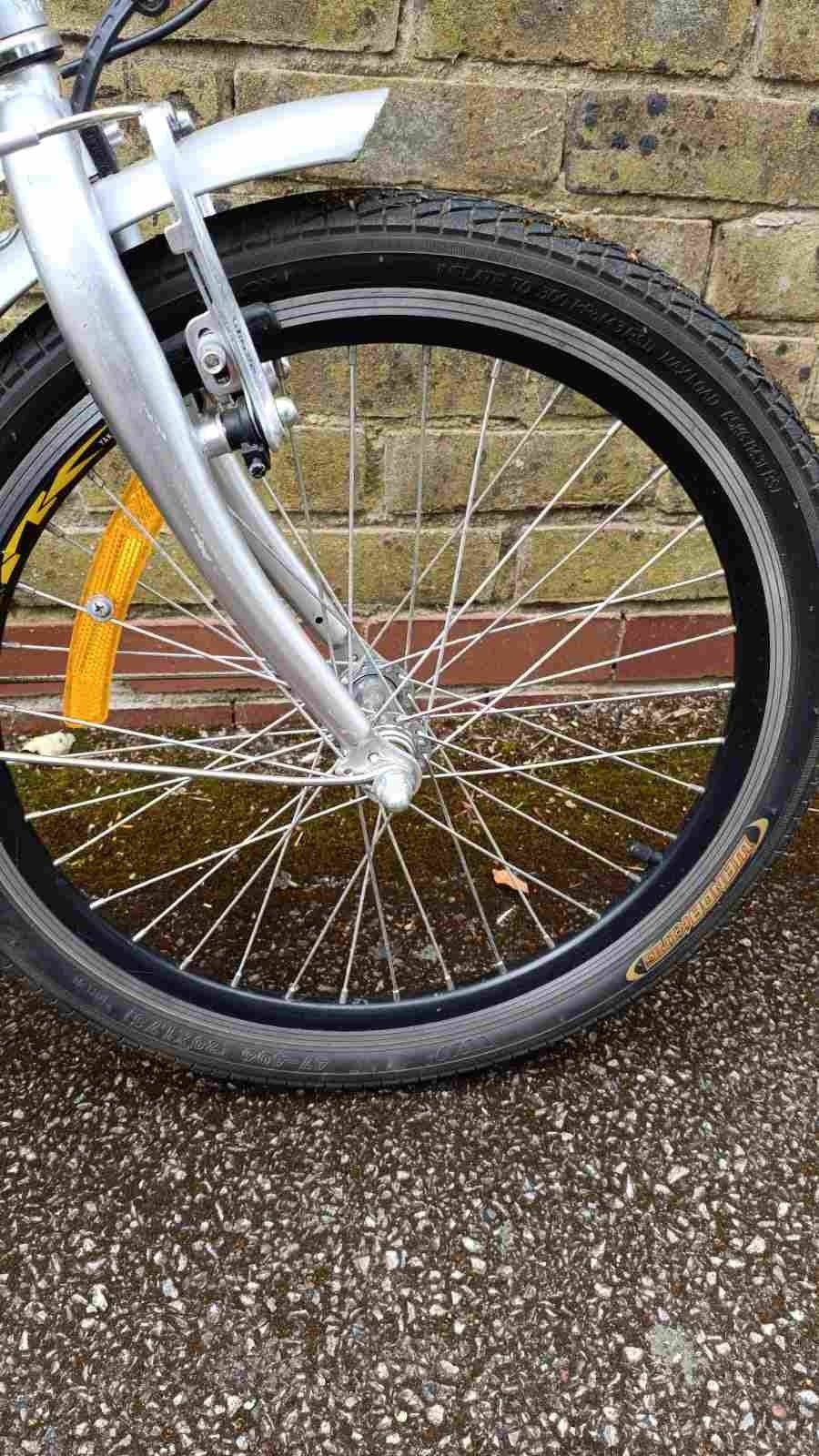 Aluminium Milan Explorer Bicycles4U folding bike in good condition