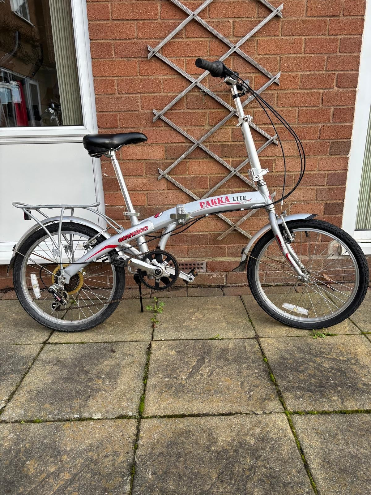 Ammaco Pakka Lite 20 Inch Wheel 6 Speed Alloy Folding Bike Silver