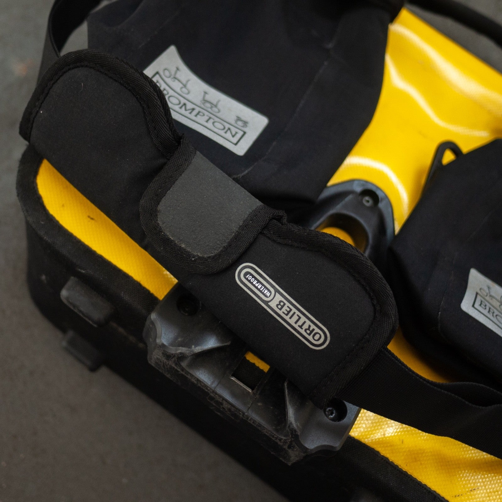 Brompton Ortlieb O Bag - Yellow & Brompton Front Carrier Block Same Day Dispatch