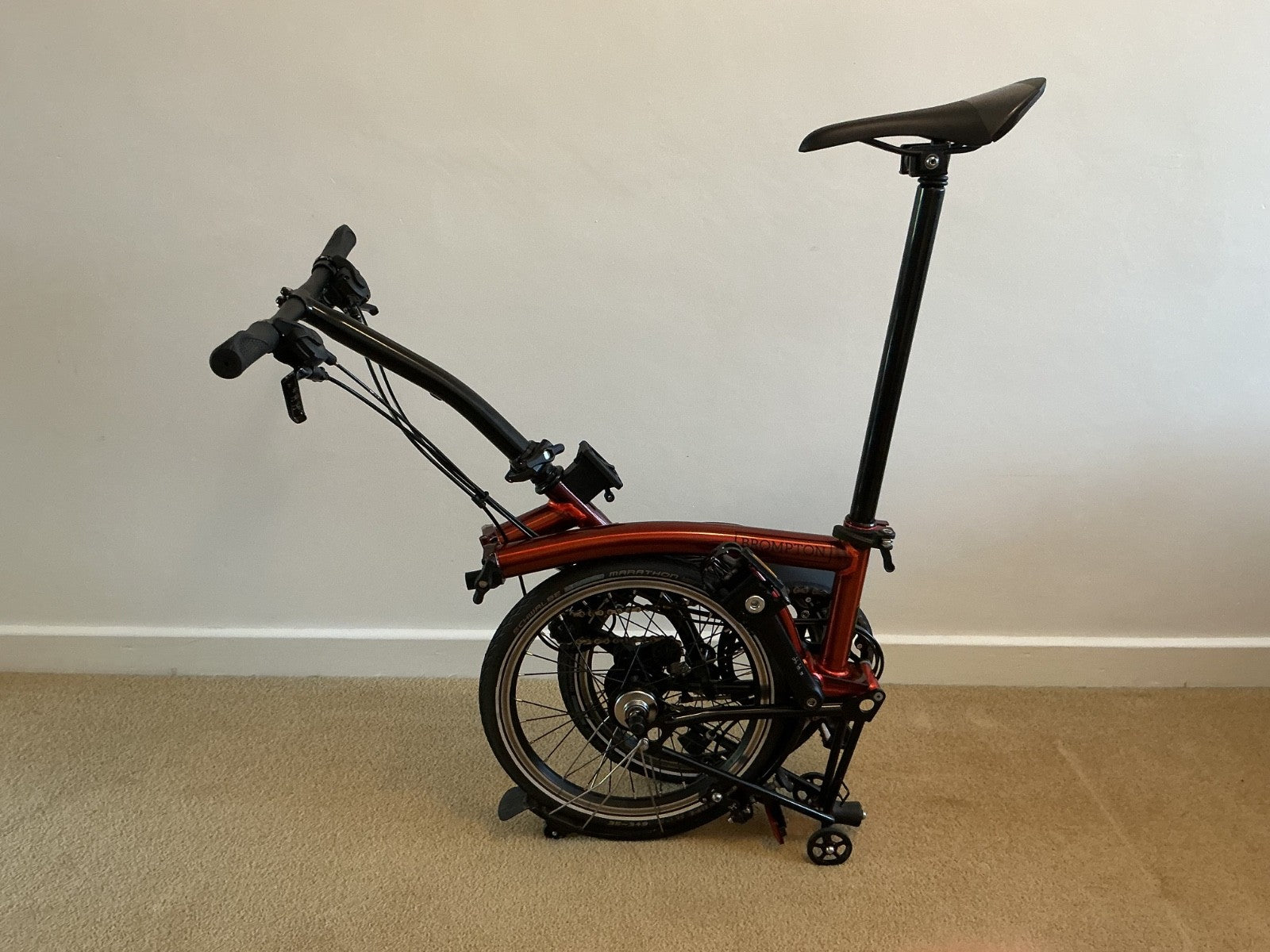 Brompton C Line Flame Red Lacquer low bar 6 speed