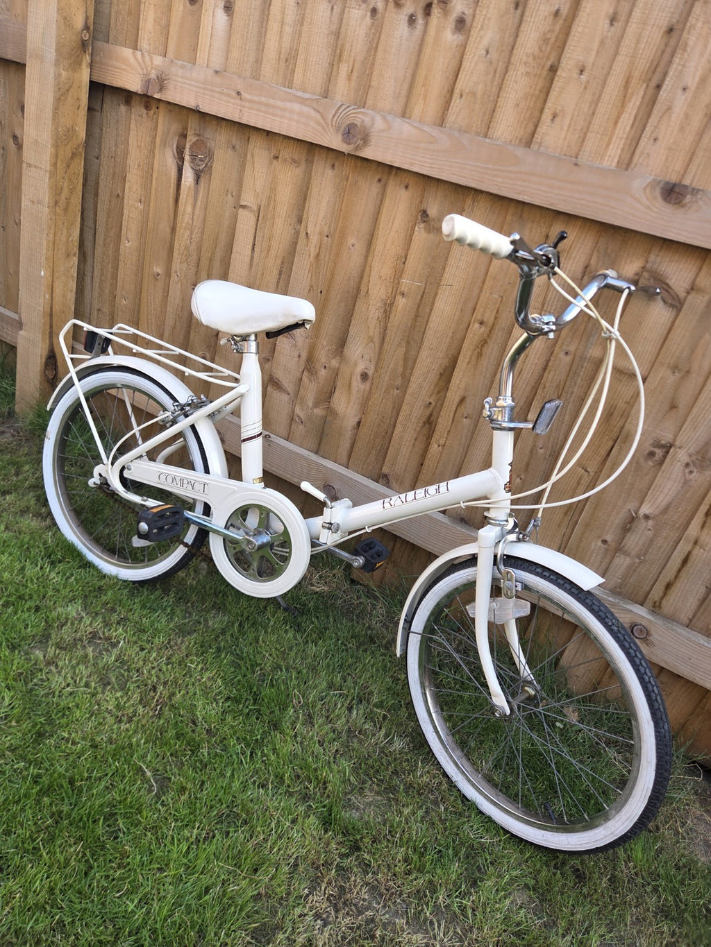 Raleigh Compact Vintage Folding Bike Bicycle Retro Cream White