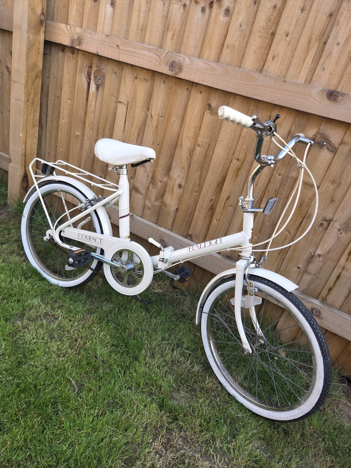 Raleigh Compact Vintage Folding Bike Bicycle Retro Cream White