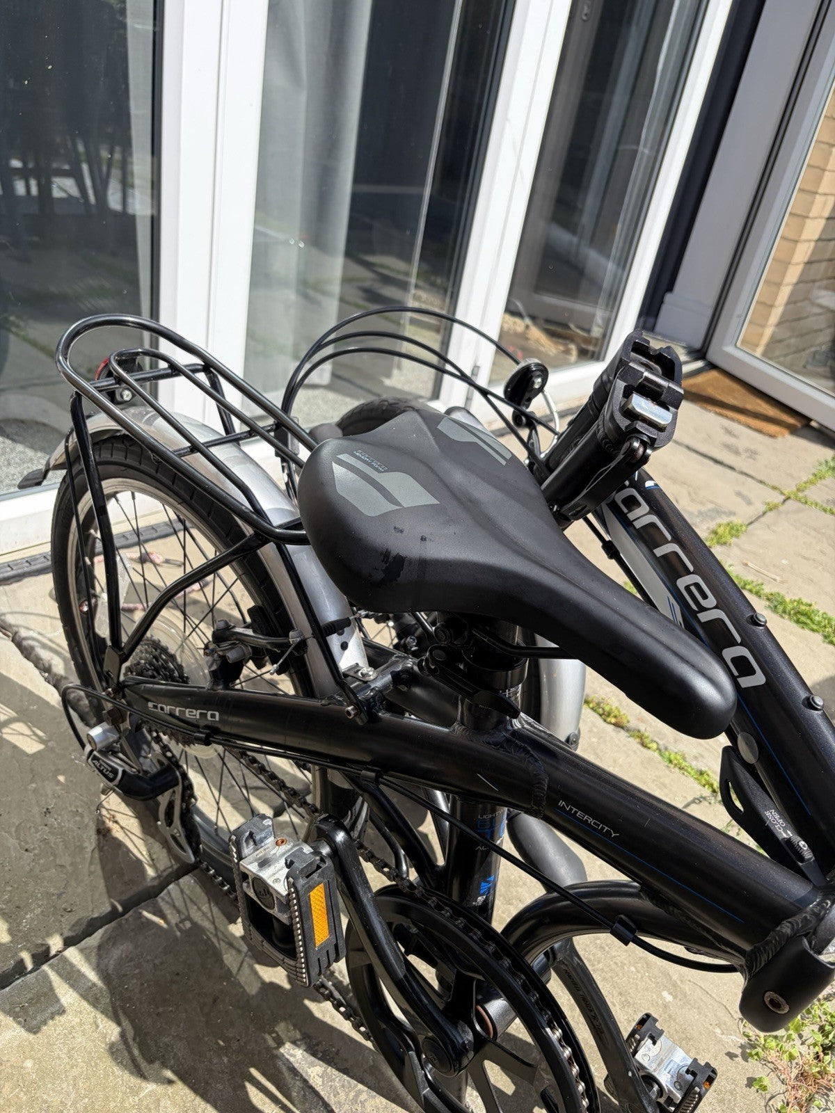 Carrera Intercity 20in Folding Bike Black/Silver Rear Rack Mudguards V-Brake