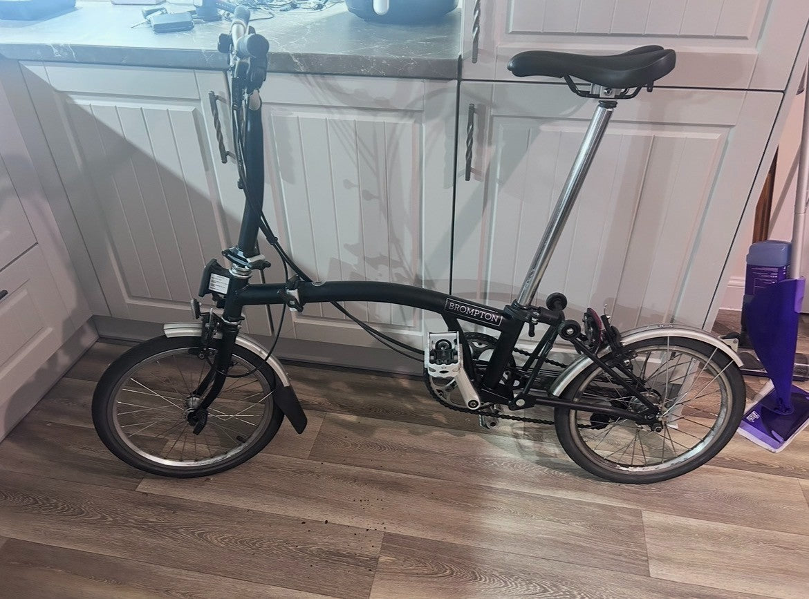 2023 Brompton C Line 3 Speed Folding Bicycle - Excellent Lightly Used Condition