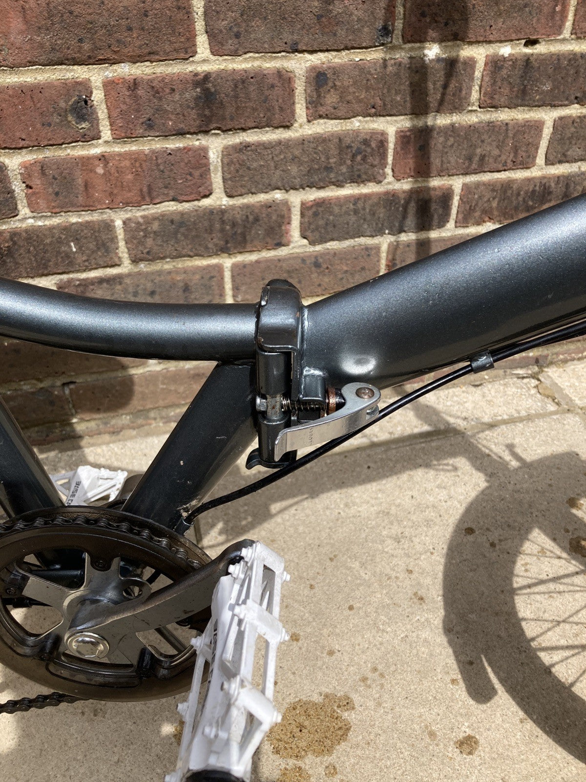 Unbranded fully folding bicycle
