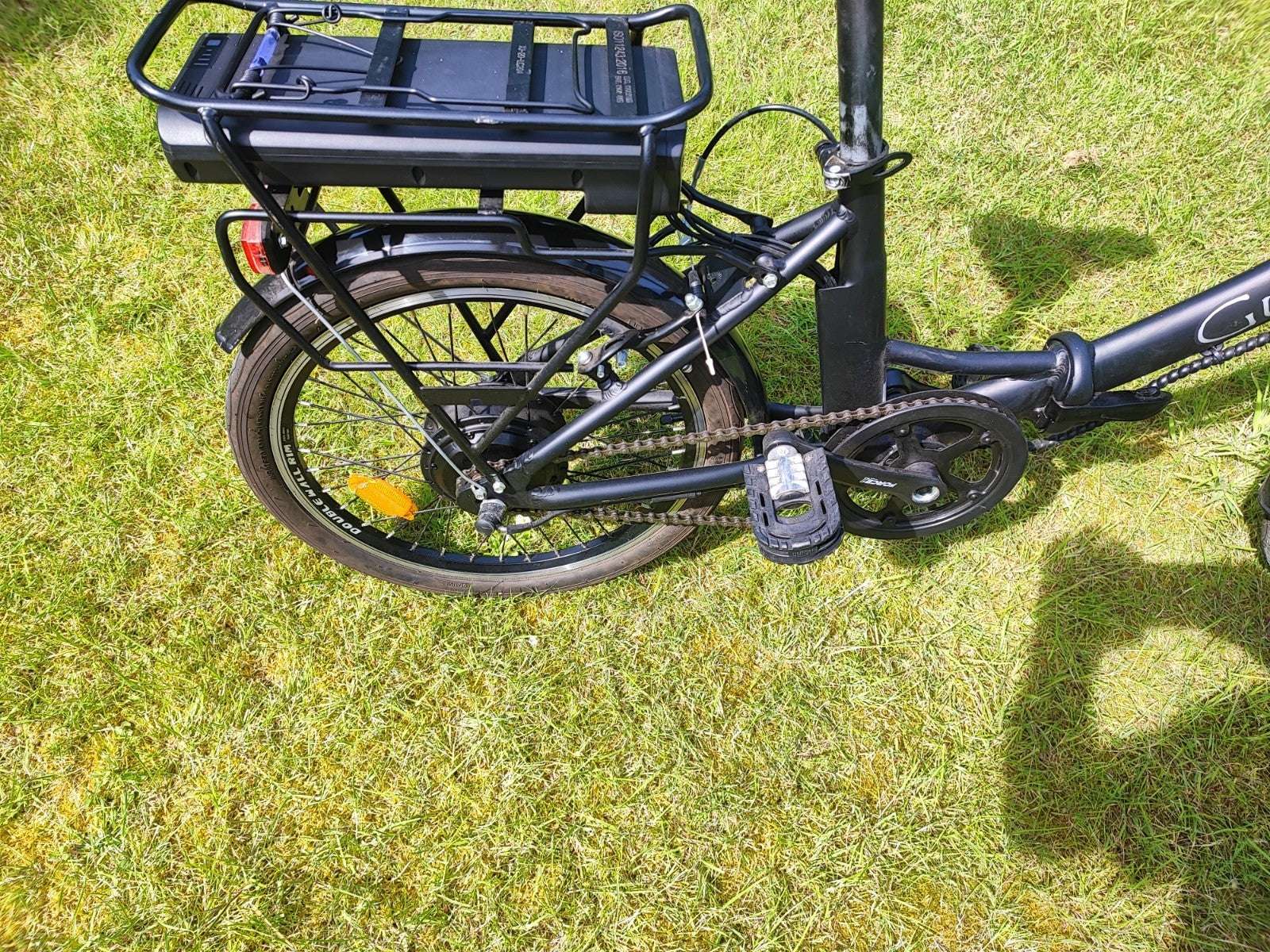 FOLDING BIKES HIS AND HERS both with Chargers and Keys