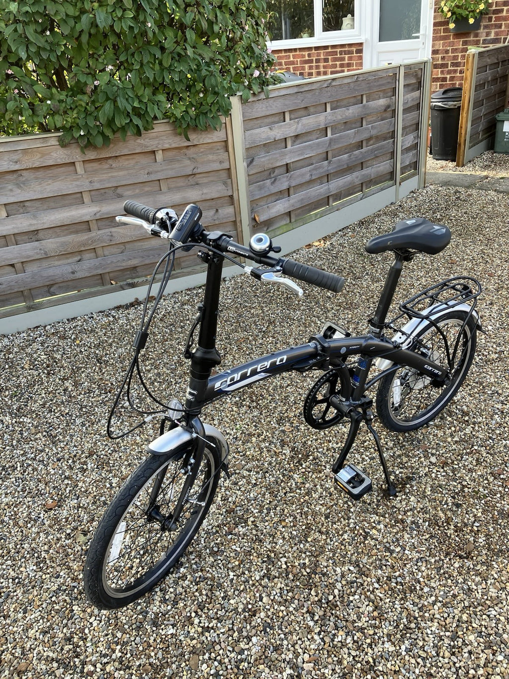 Carrera Transit 20in Folding Bike Black/Silver V-Brakes Mudguards Rear Rack