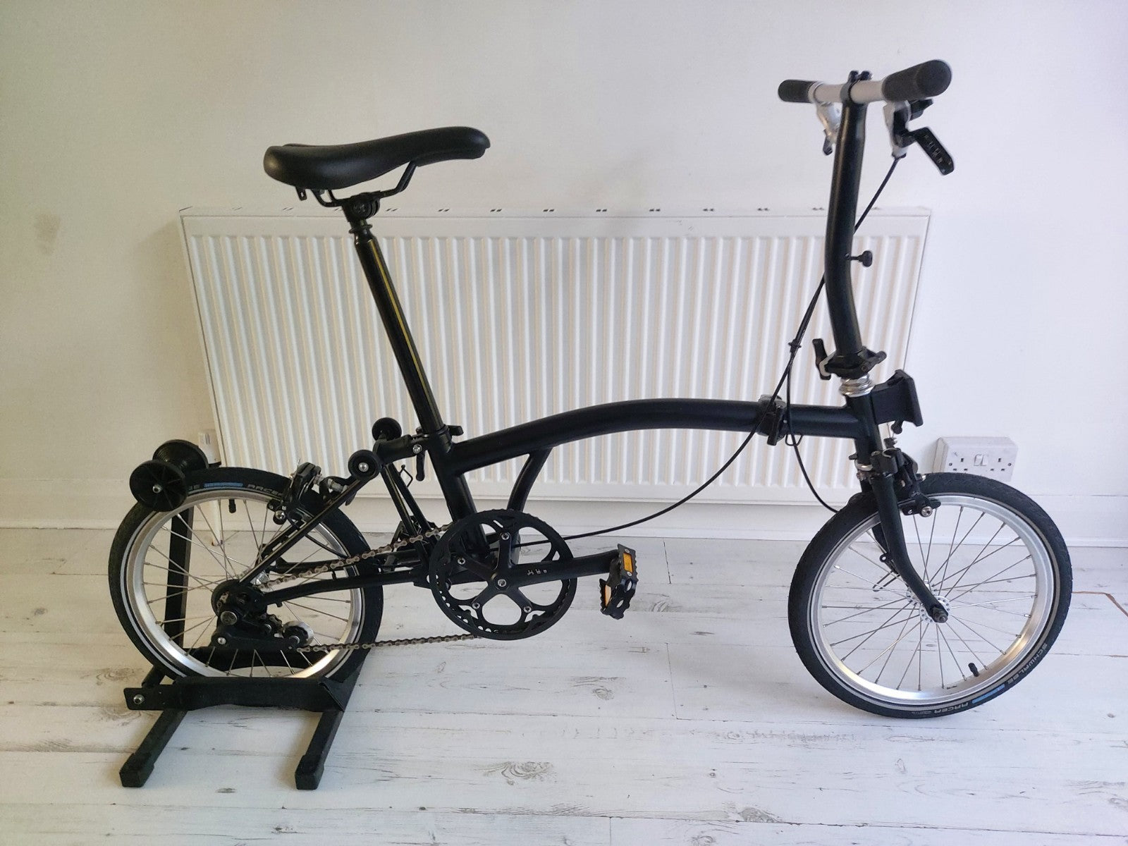 Brompton S1E Black Folding Bike