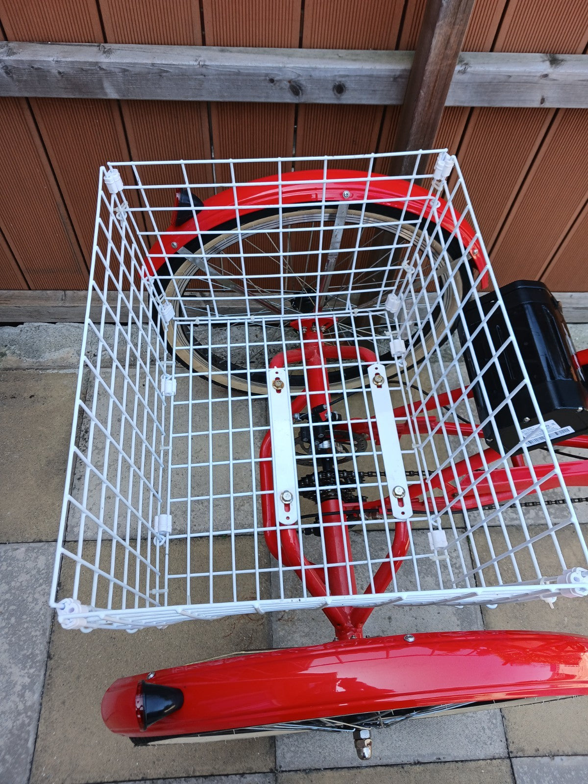 Scout Tricycle Folding 6-Speed Shimano 24" E Trike 3 Wheel Bicycle - In Red