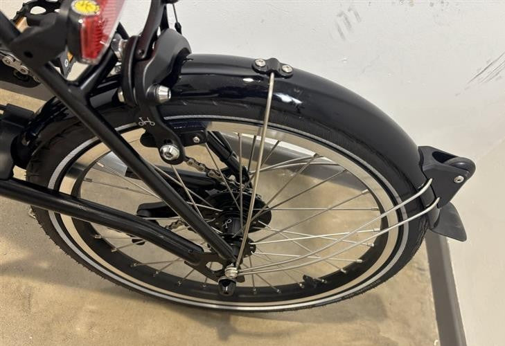 Brompton Electric C Line 4 Speed Mid Folding Bike - 2023 - Ocean Blue