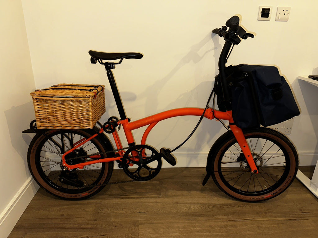 Brompton G-Line(roller frame), M, Orange, 8 speed - Be seen lights included