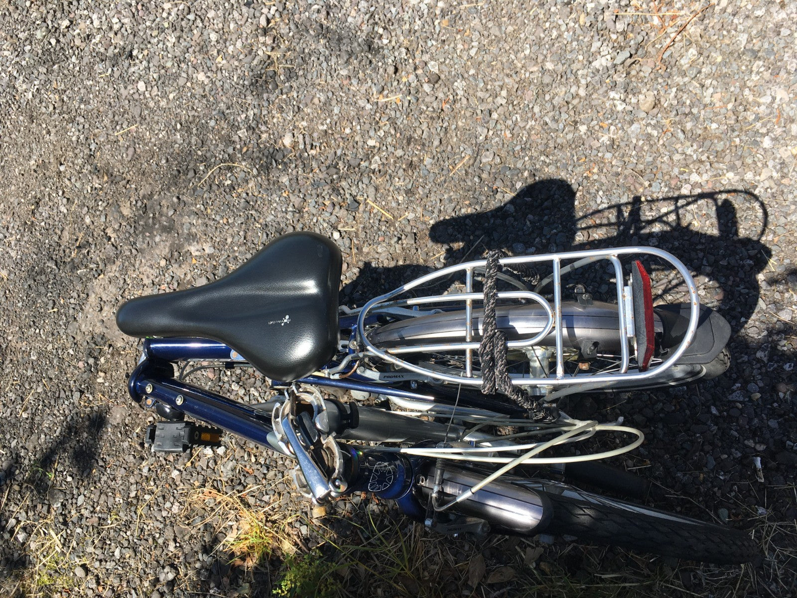 Dahon Speed D7 Folding Bike 7-Speed with brand specific carrier bag. DECENT