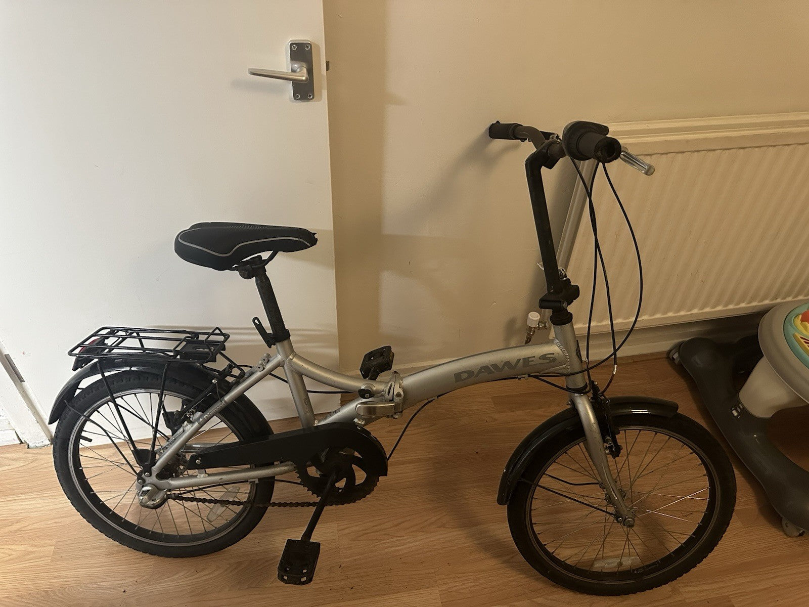 Dawes Folding Bike – 20” Wheels – Good Condition (Needs Minor Attention)