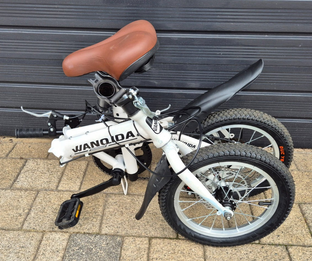 Small Folding Bike 14" Wheels - hardly used