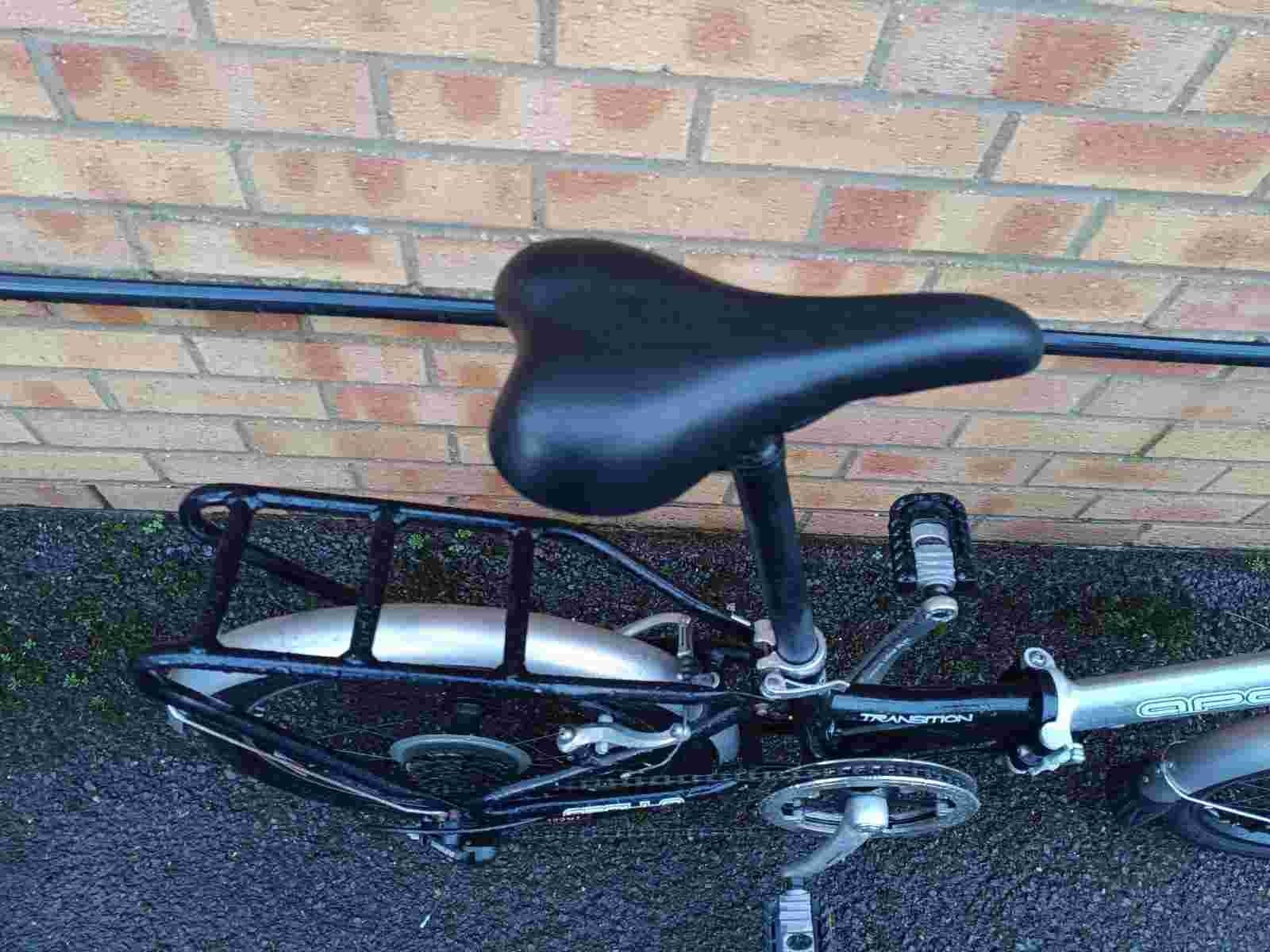 Aluminium Apollo Transition folding bike in good condition with a comfort saddle
