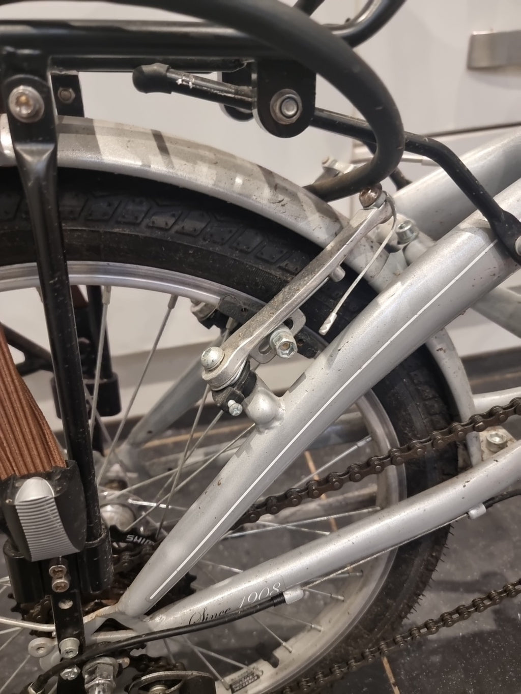 Viking Westwood 20" 6-Speed Folding Bike Silver