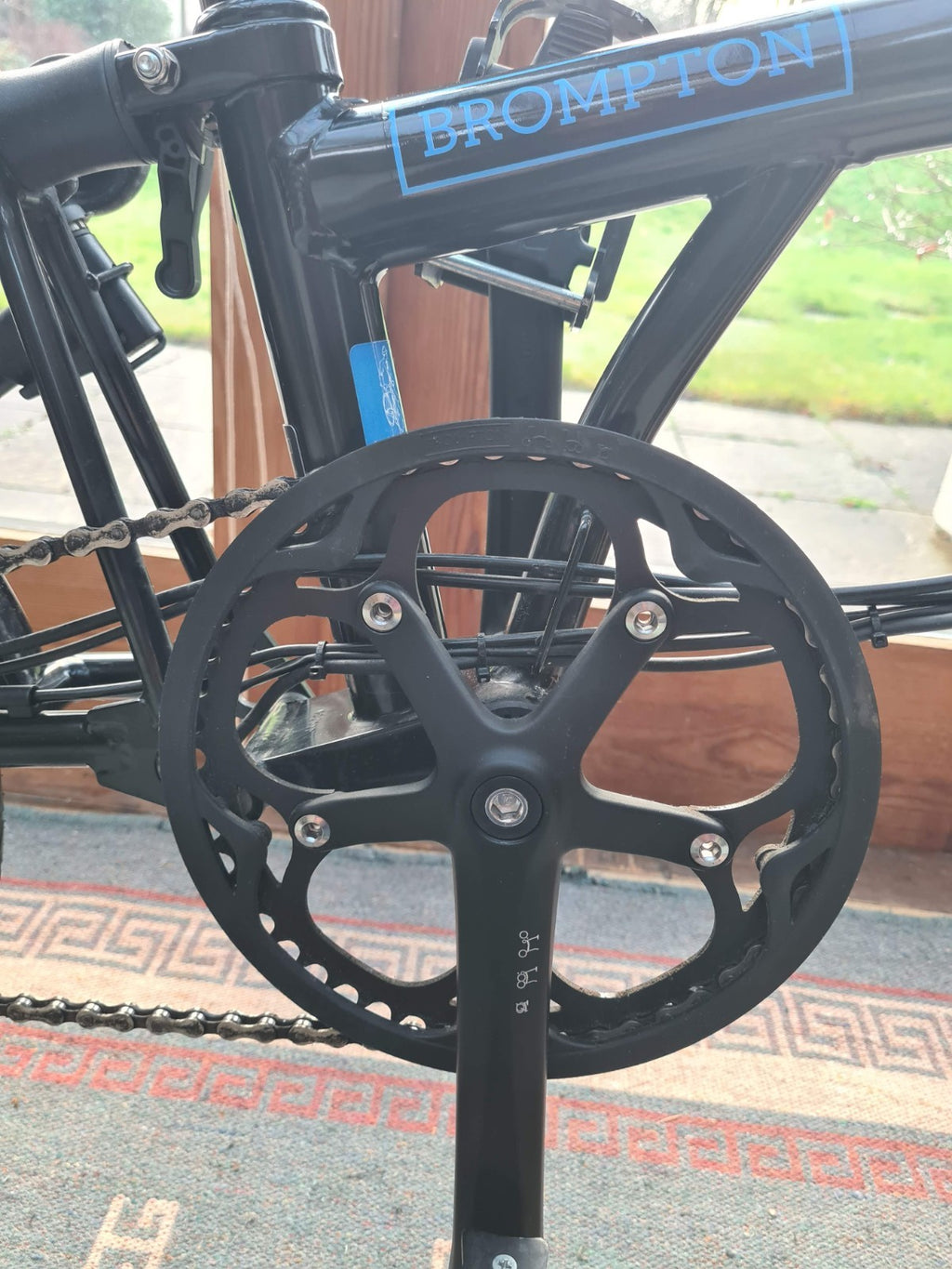 Brompton Electric C Line - 6 Speed - Mid Black + City bag