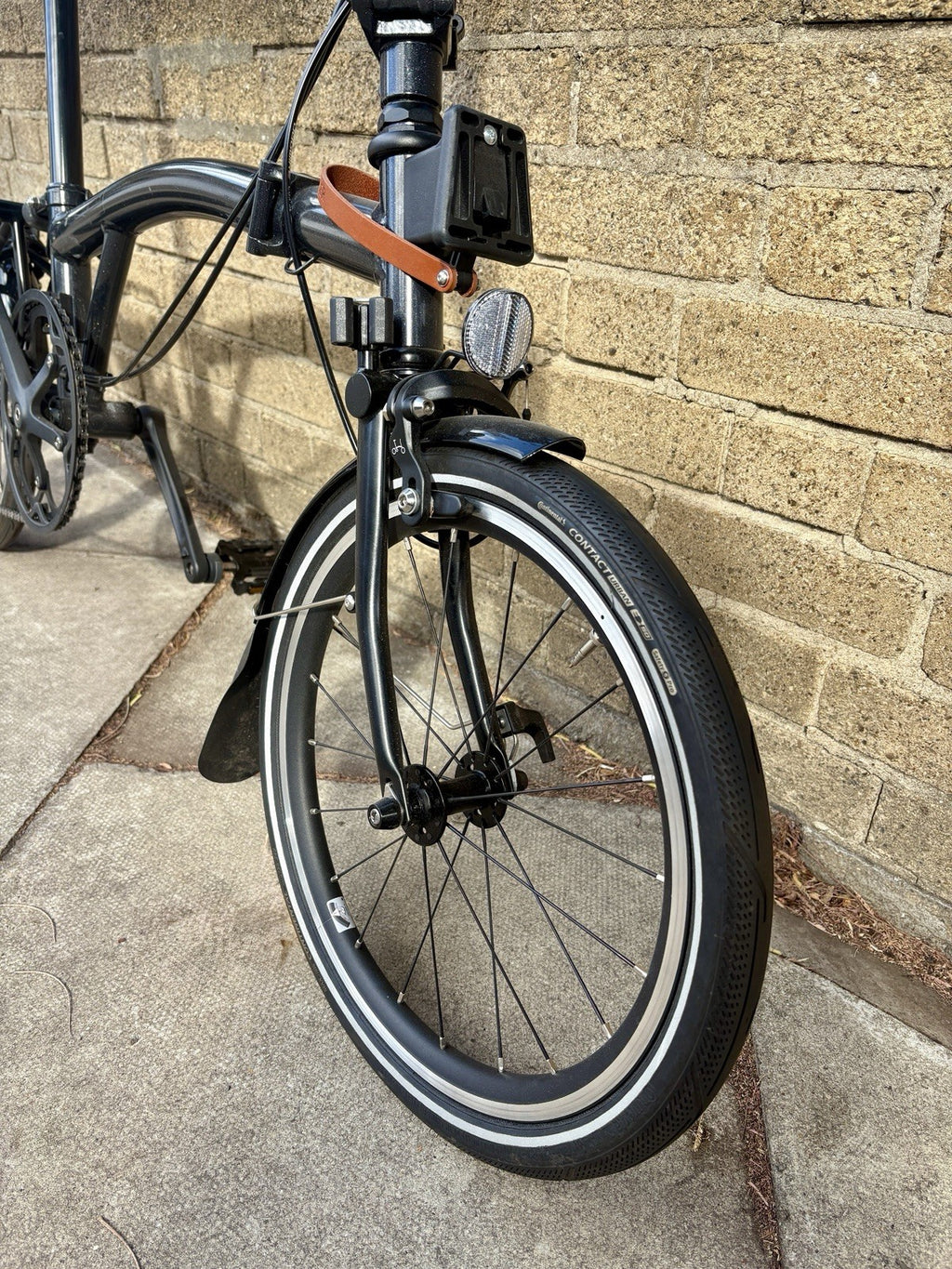 Brompton 2025 P Line 4-Speed Folding Bike – Midnight Black – Excellent Condition