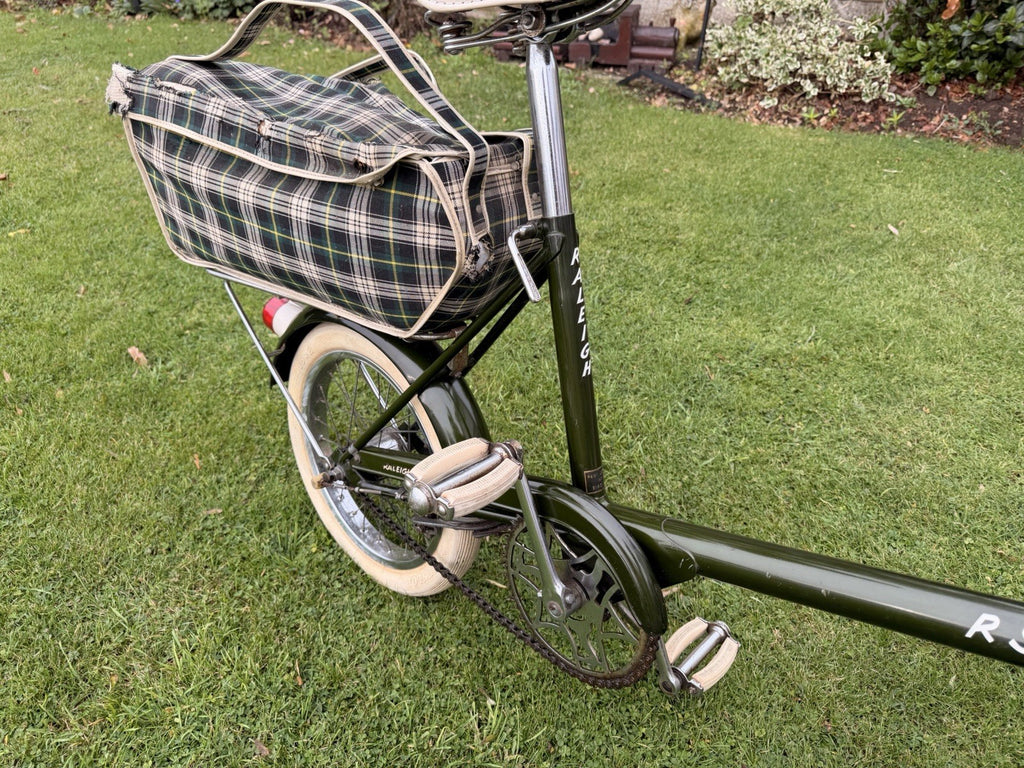 Vintage 1966 Raleigh RSW 16