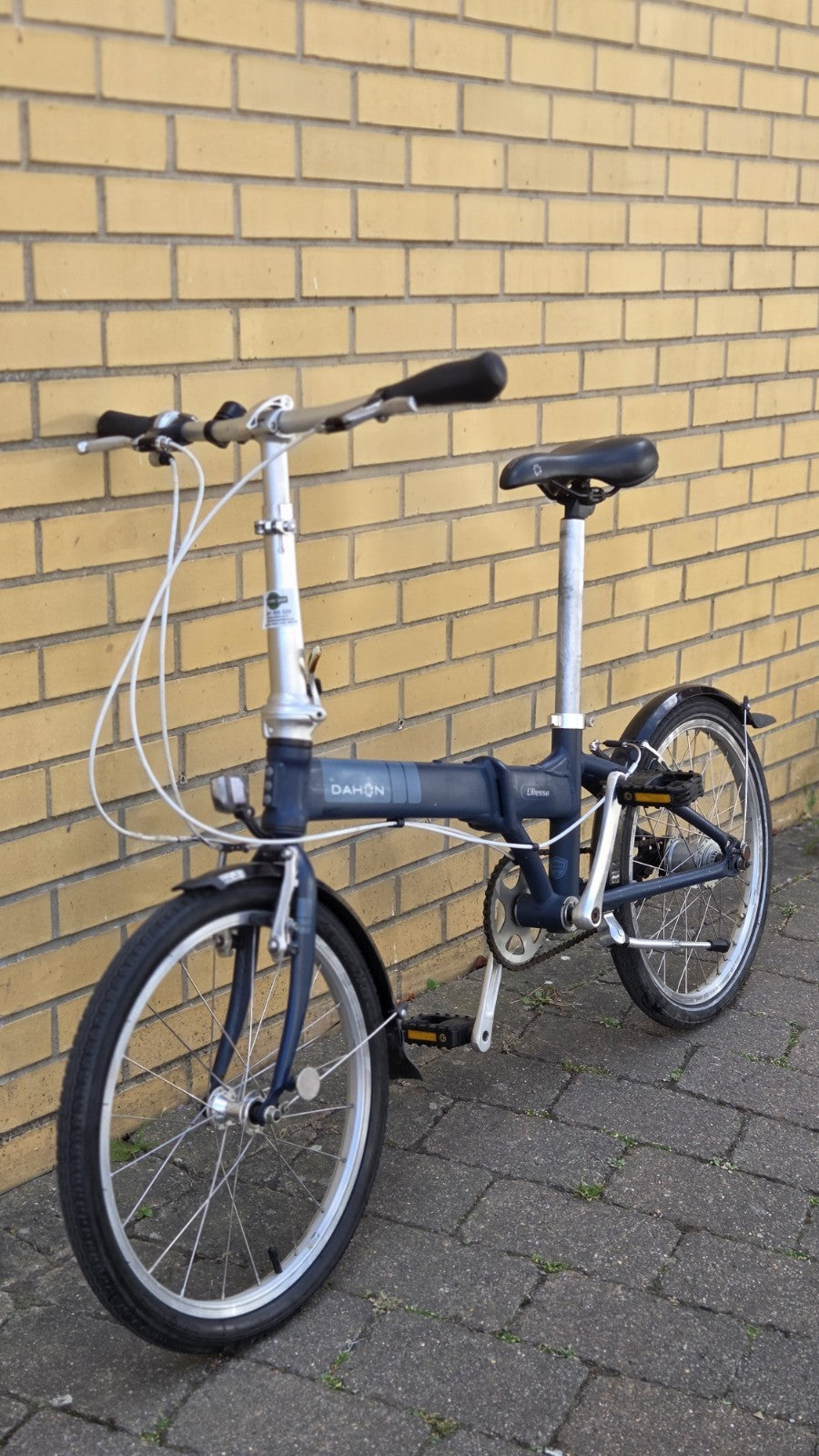 Dahon Vitesse D7 Folding Bike