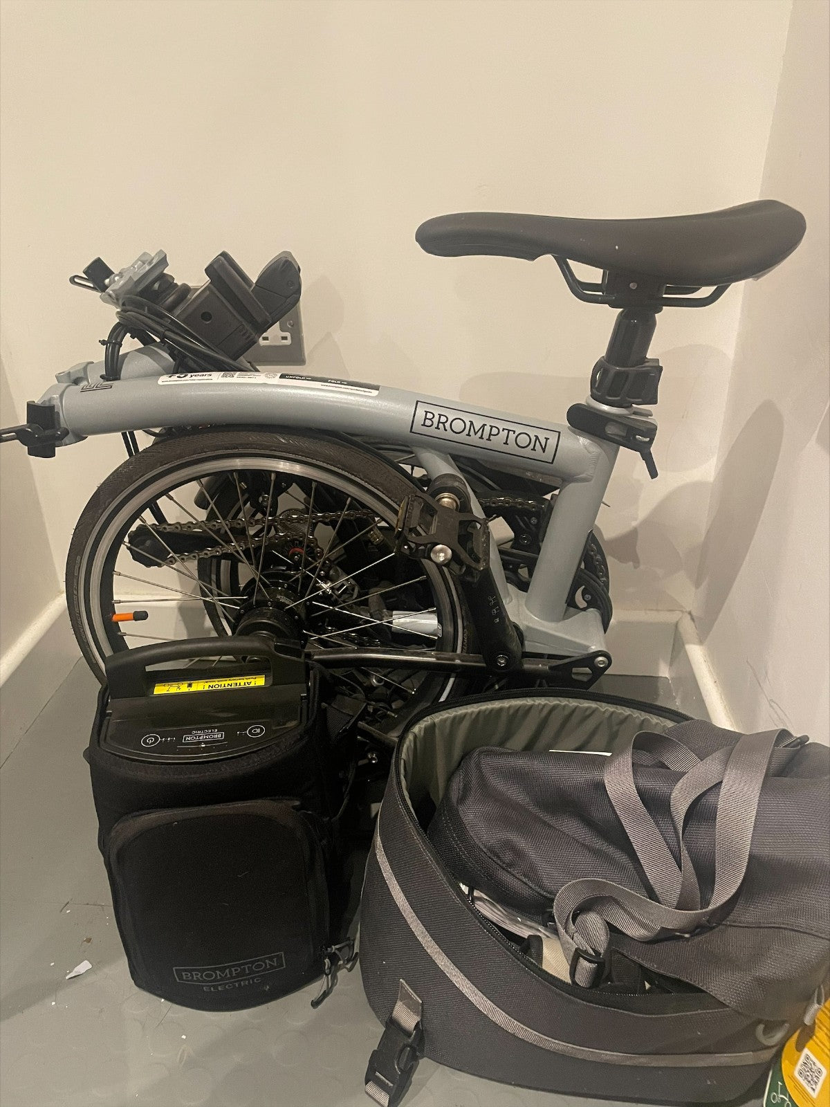 Electric P Line Explore with Roller Frame - 12 Speed - Lunar Ice