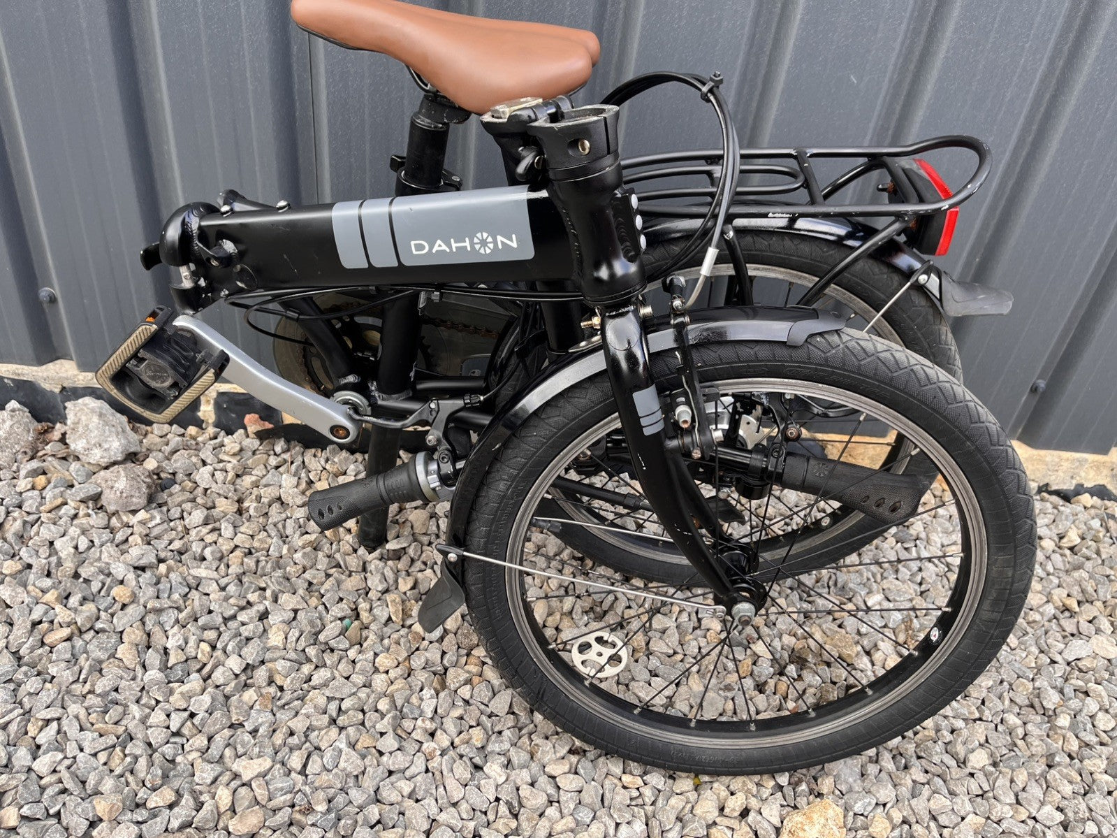 Dahon Vitesse D7HG Folding bicycle.