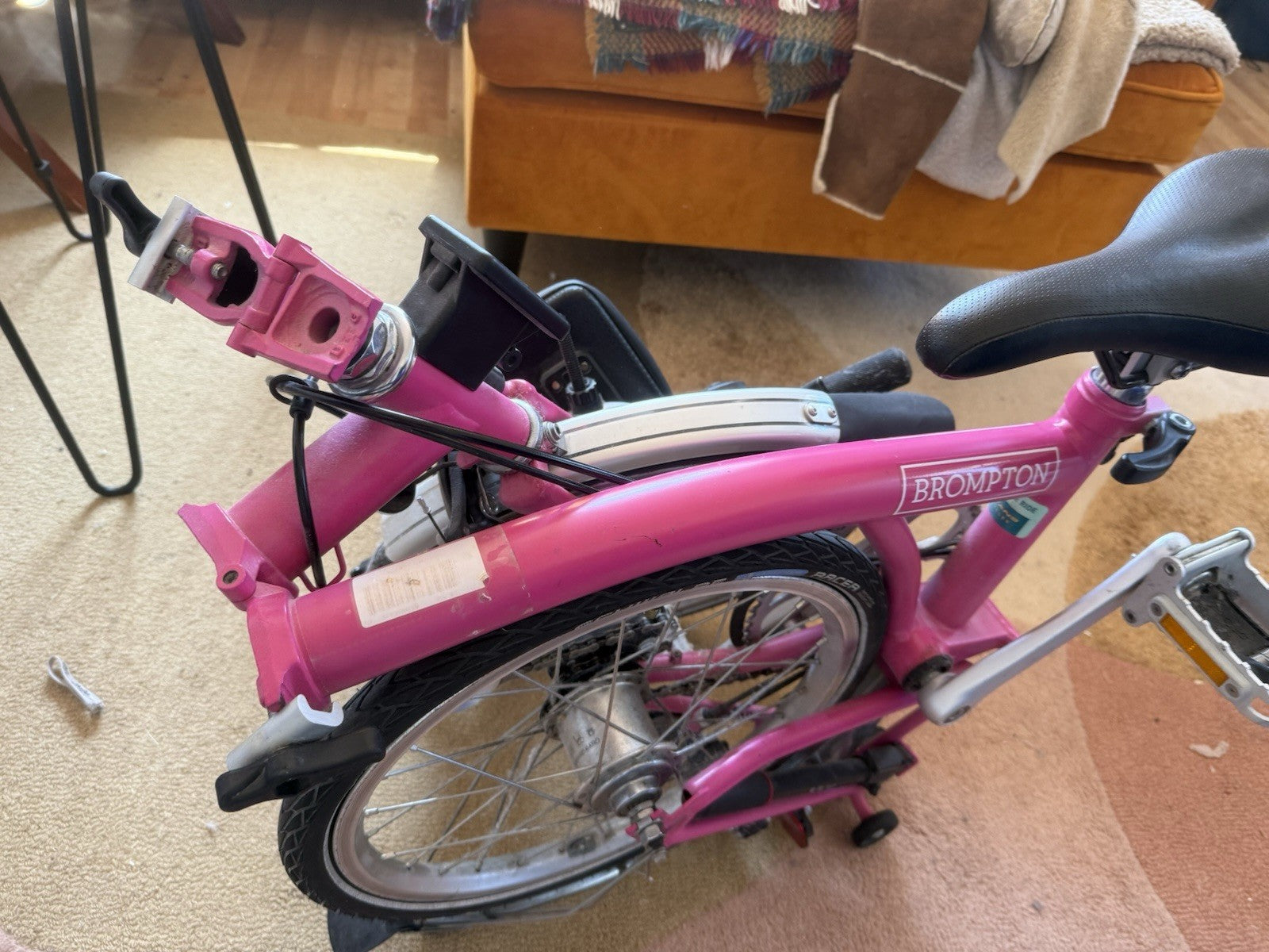 Brompton M3L Folding Bike Hot Pink – Barely Used +Pannier Carrier Block + Extras
