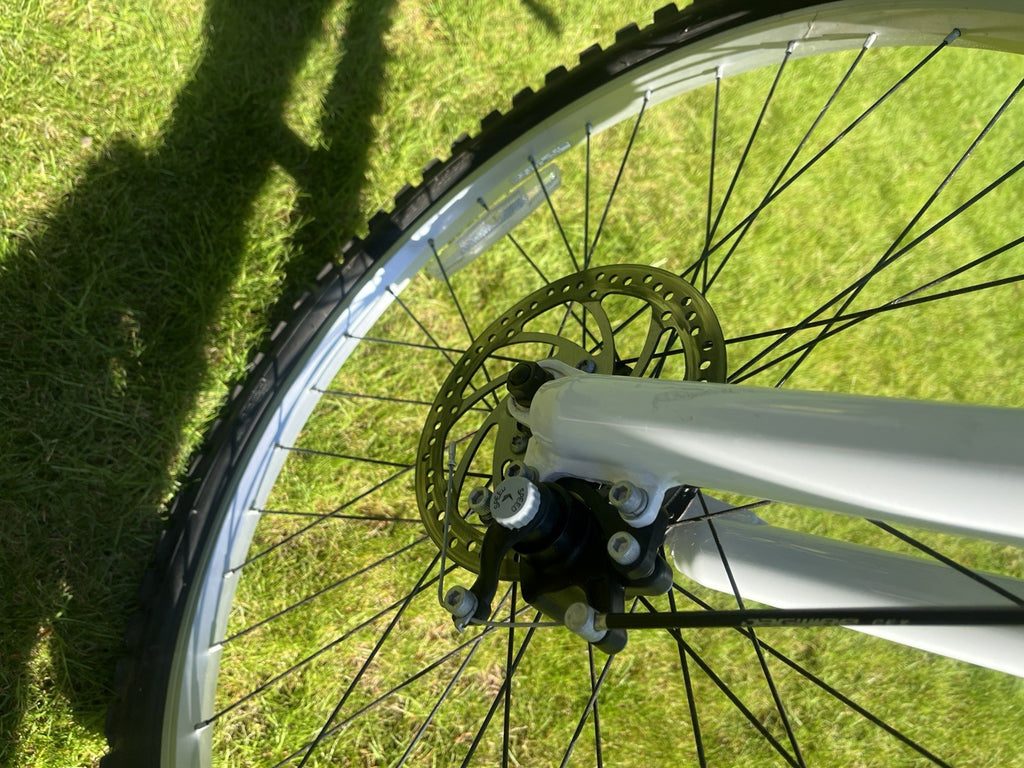 FOLDING Mountain Bike Ecosmo of 26" Wheel 21 Speed Shimano FANTASTIC CONDITION