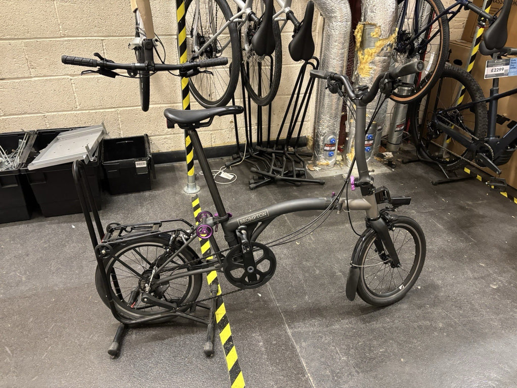Brompton T Line Explore 12-Speed - Ceratech Black - Mid Bar