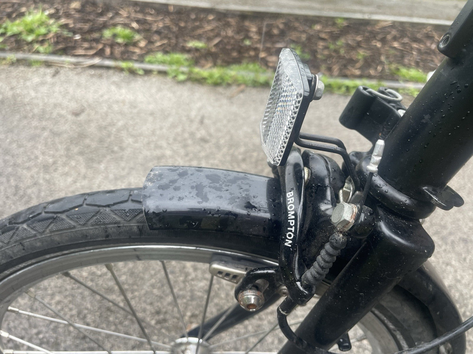 Brompton C Line Explore 6-Speed Black Edition with Mid-Handle Bars 🌏📦