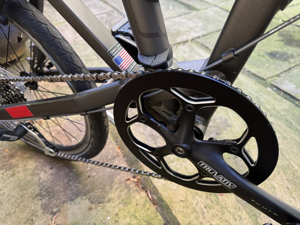 Dahon Jetstream P8 folding bike