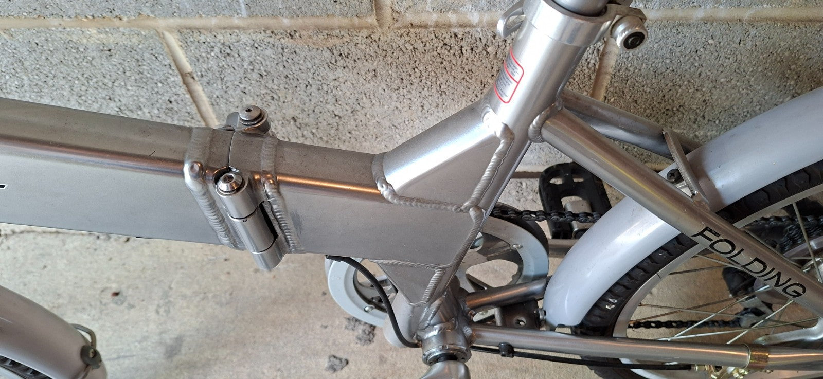 GIANT HALFWAY FOLDING BIKE – 6 Speed, 20" Wheels - Lightweight Aluminium Frame