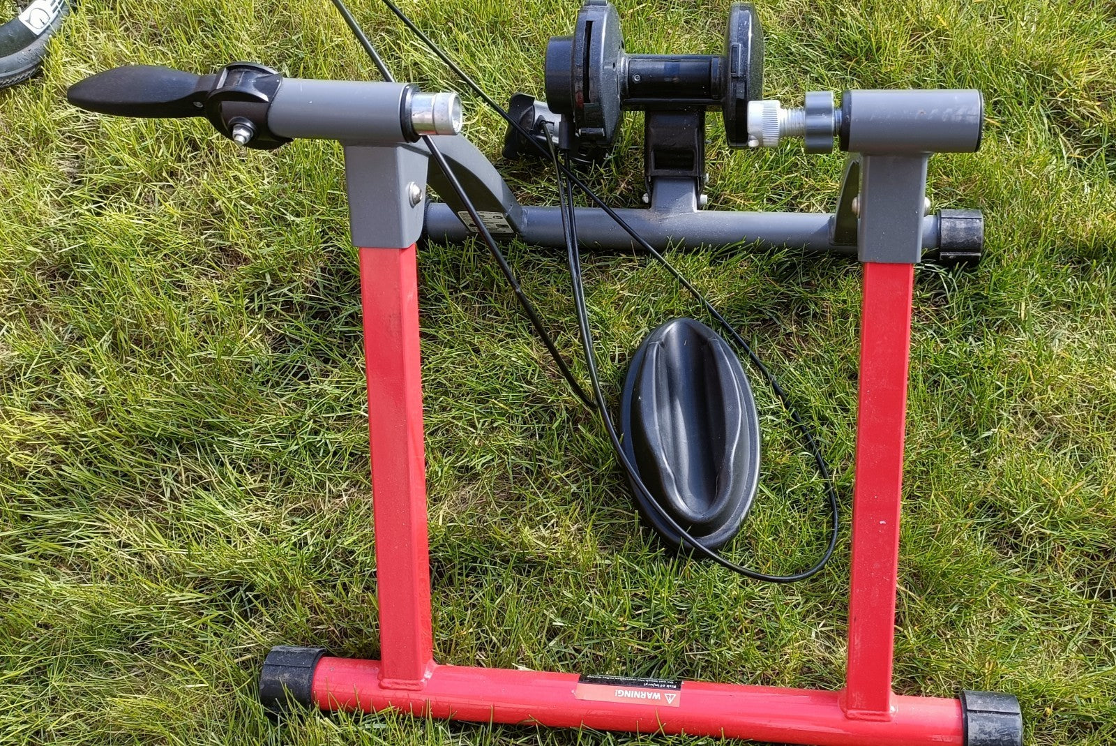 EuroBike XC580 Gravel Bike, with indoor resistance trainer kit