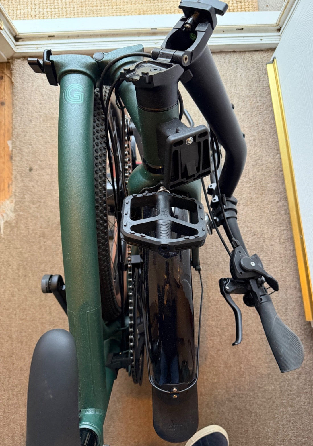 BROMPTON G-LINE 8-SPEED W/ROLLER RACK - FOREST GREEN - MEDIUM (07/2025)