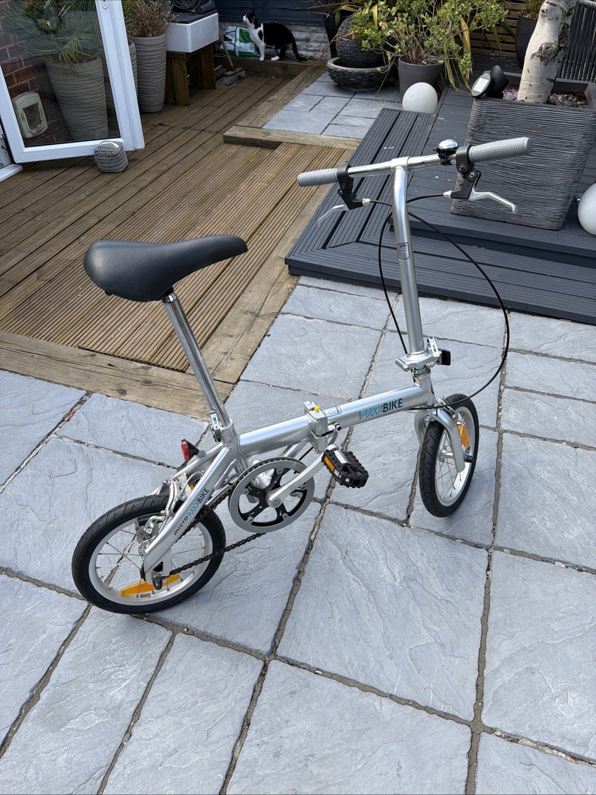 Micro Maxx Folding Commuter Bike 14" Wheels, Single Speed Great Condition + BAG