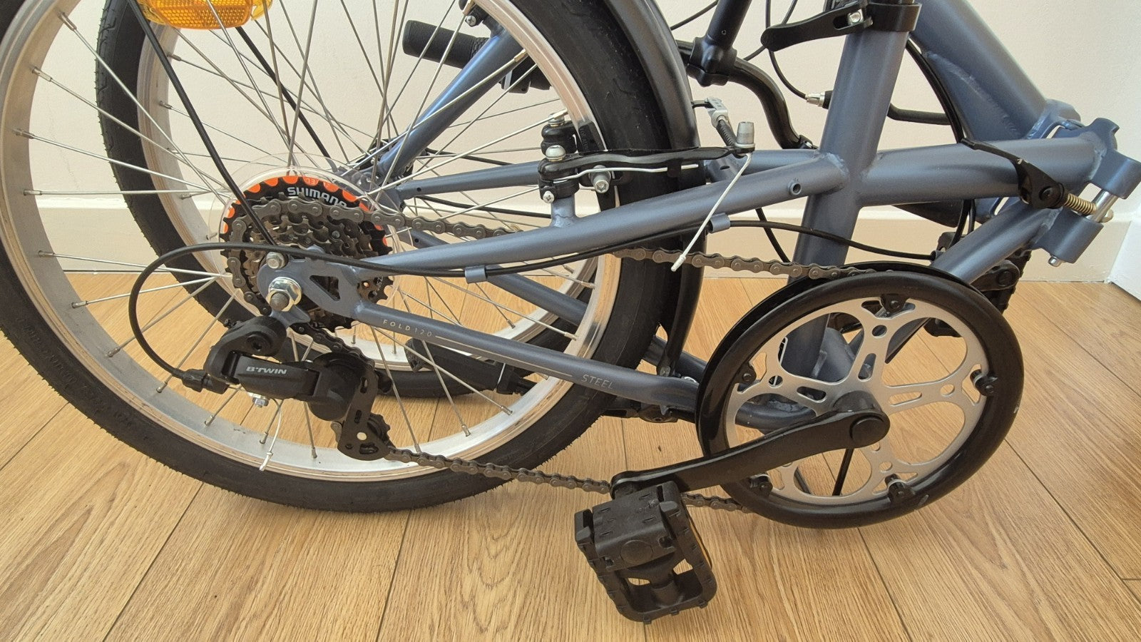 Decathlon BTWIN Tilt 120 Grey Folding Bike, Lights, Bell