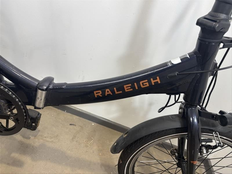 Raleigh Stow-E-Way 20" Folding Bike - For Parts Only