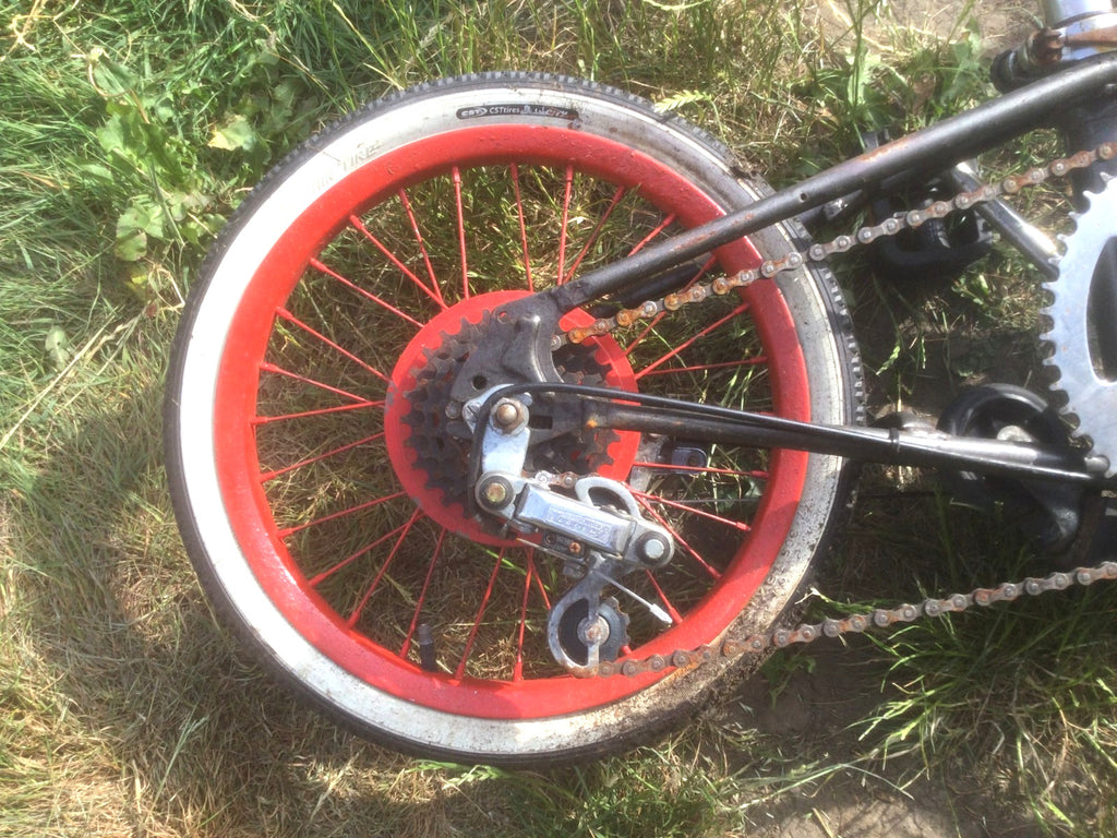 FOLDING BIKE - MAKE UNKNOWN / "USA DESIGN ENGINEERING" / CHROME & RED / xv