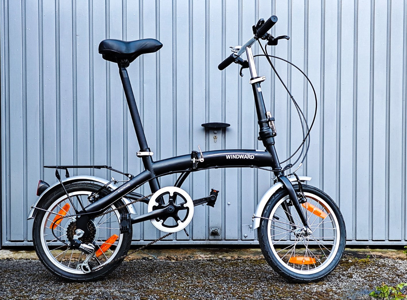 Windward Folding Bike   6 Shimano  Gears  16' Wheels' Bicycle  Fold Up v-Brakes