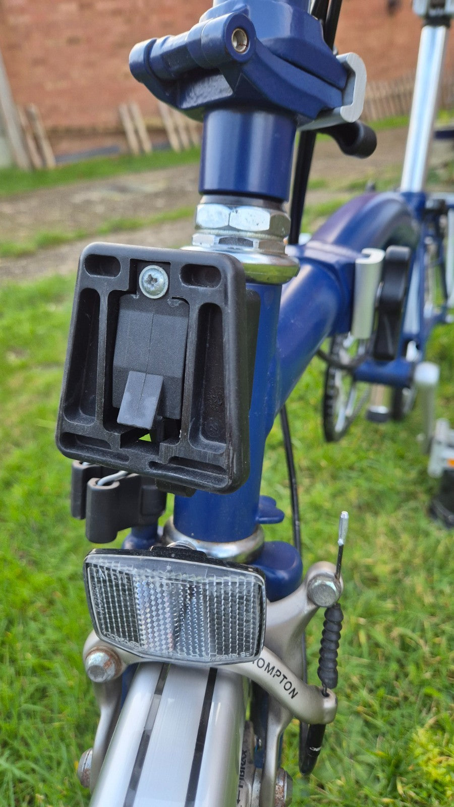 Brompton H6R 2013, Blue, six gears with front and rear rack