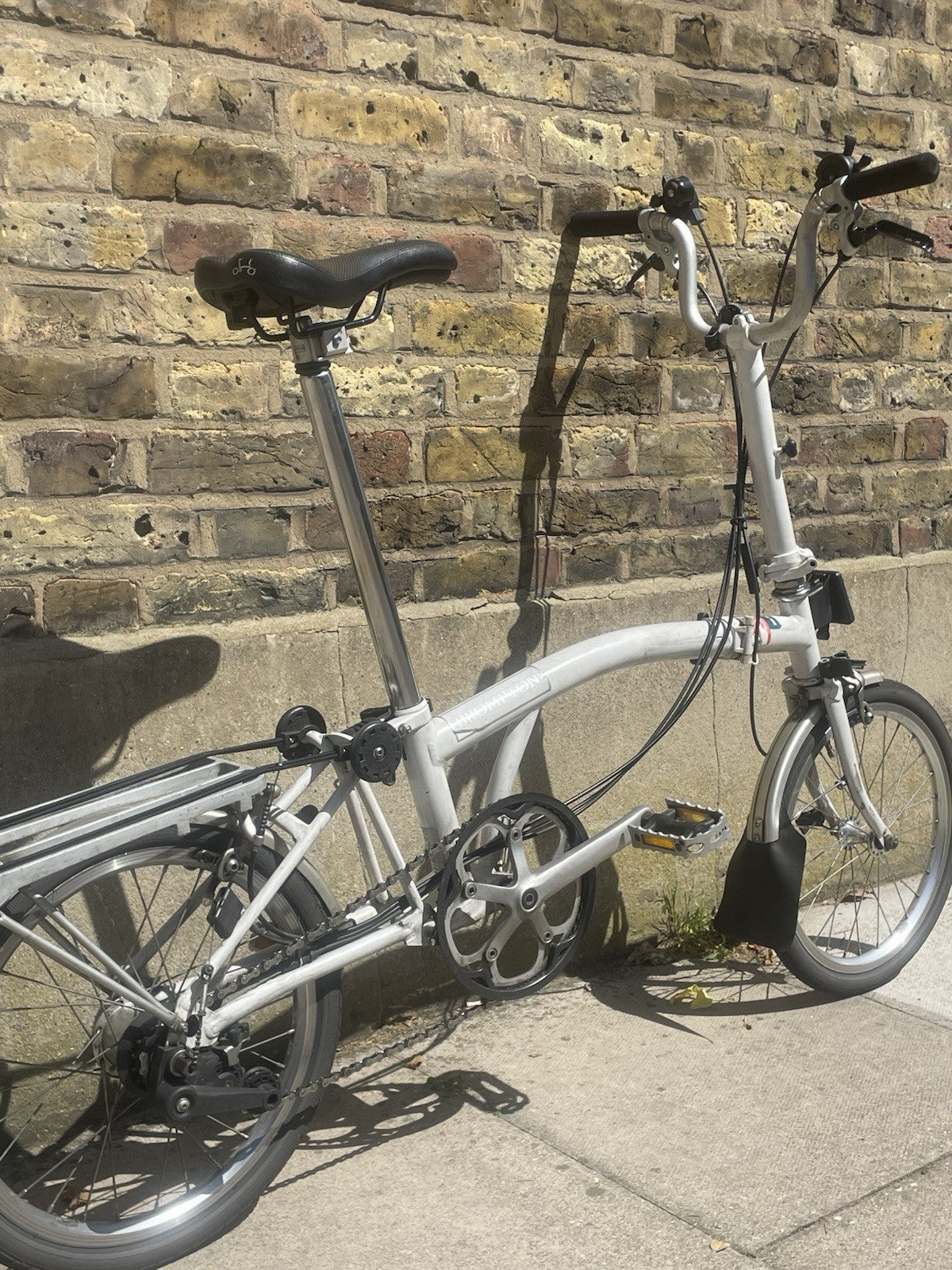 Brompton M6R Folding Bike - Luggage Rack - Papyrus White