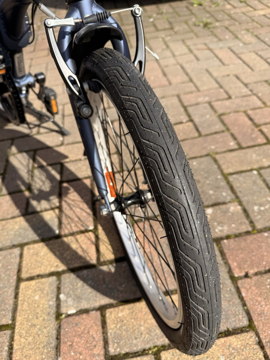 BTWIN Tilt 500 Folding Bike Blue, from Decathlon, Has Minimal Usage