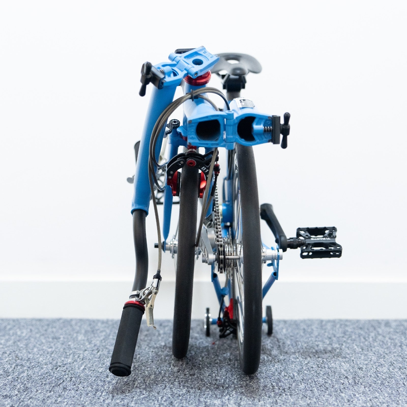 Brompton 11-26T 6 speed M bar 8.7kg Carbon Extralite H&H Ti Parts Workshop Rapha