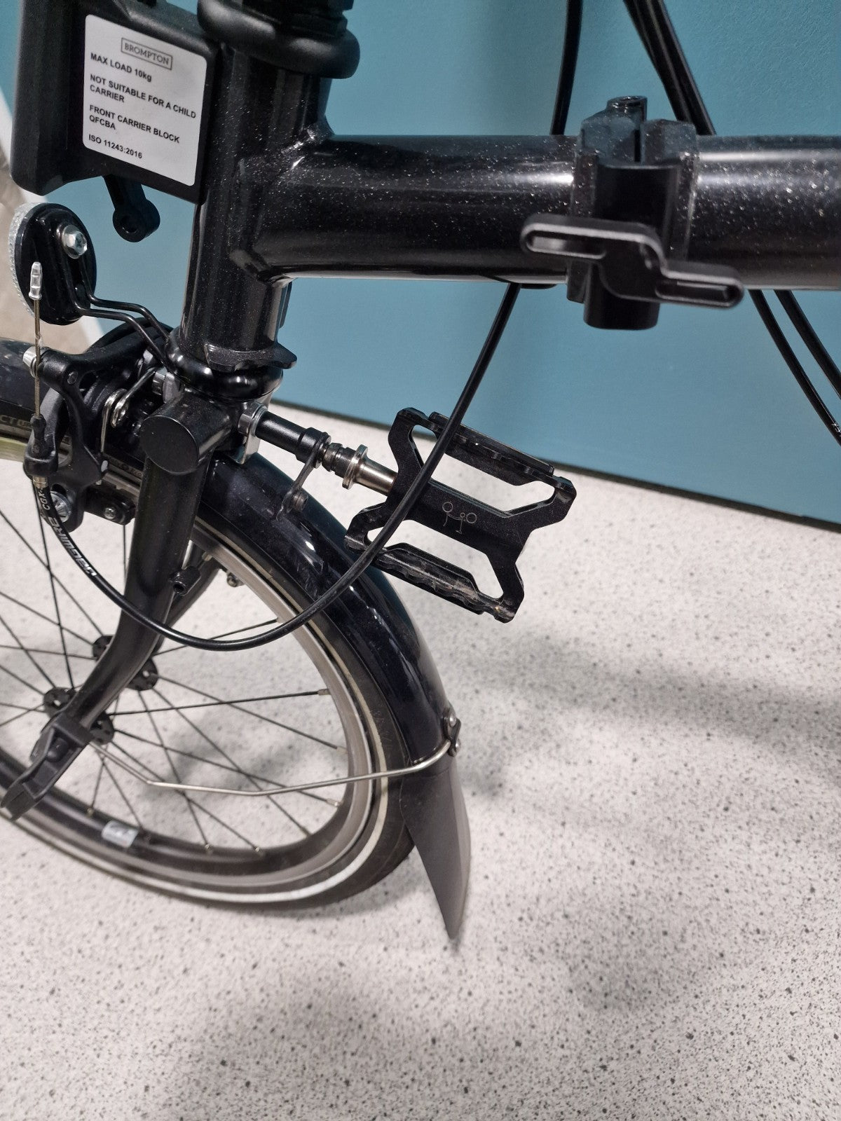 Brompton P Line Explore 12 Speed Folding Bike in Excellent Condition