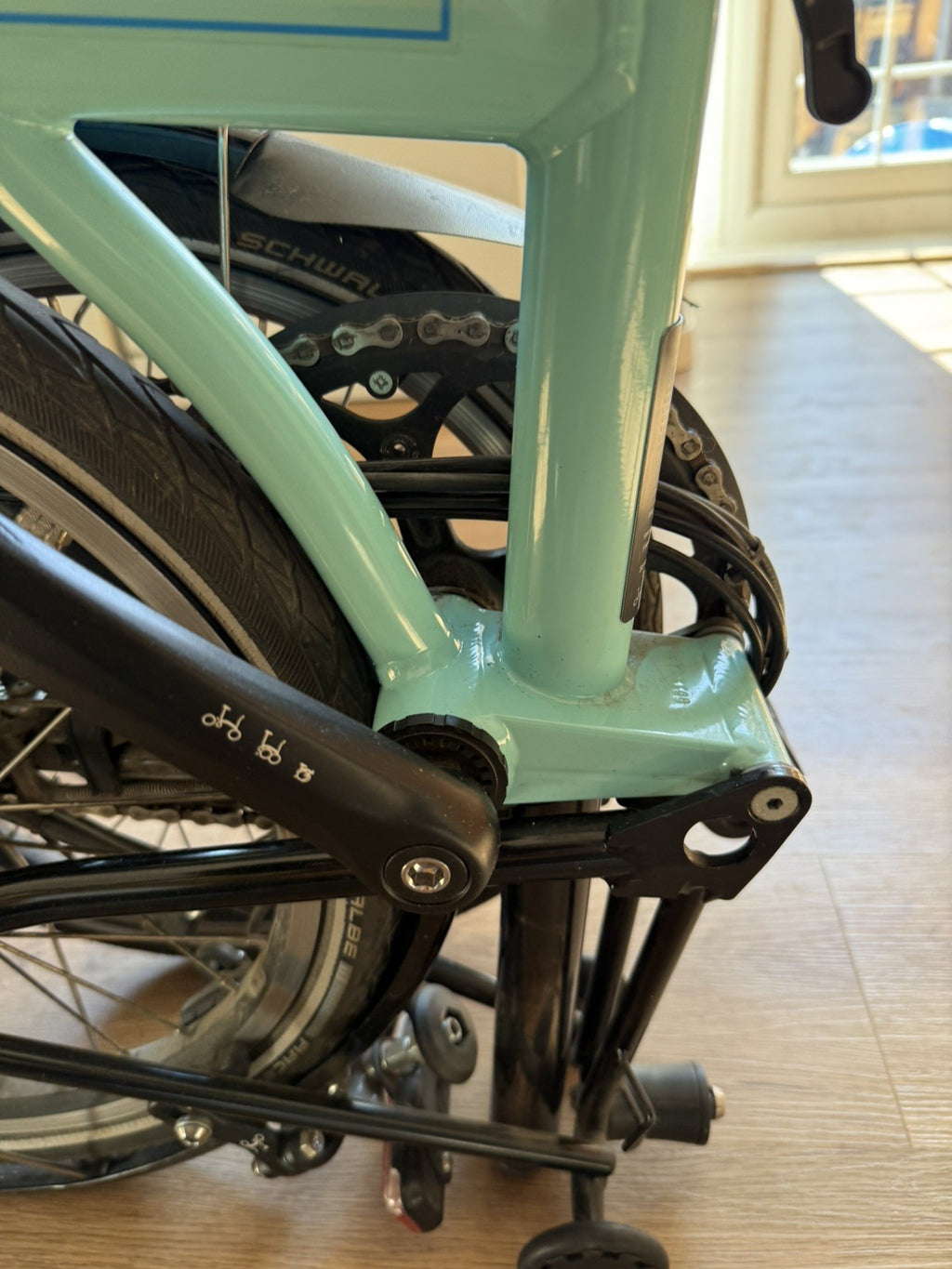 Brompton M6L E 6 Speed Mid Folding Bike