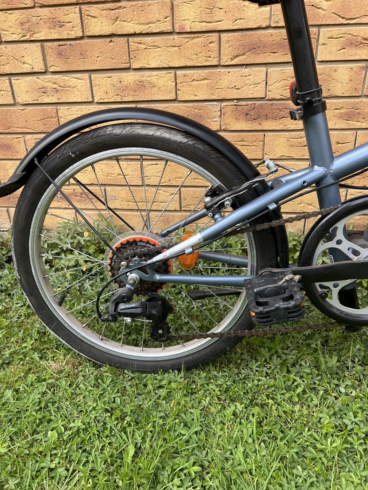 BTWIN Folding Bike 120 Blue/Grey RRP £280 Happy to Ship