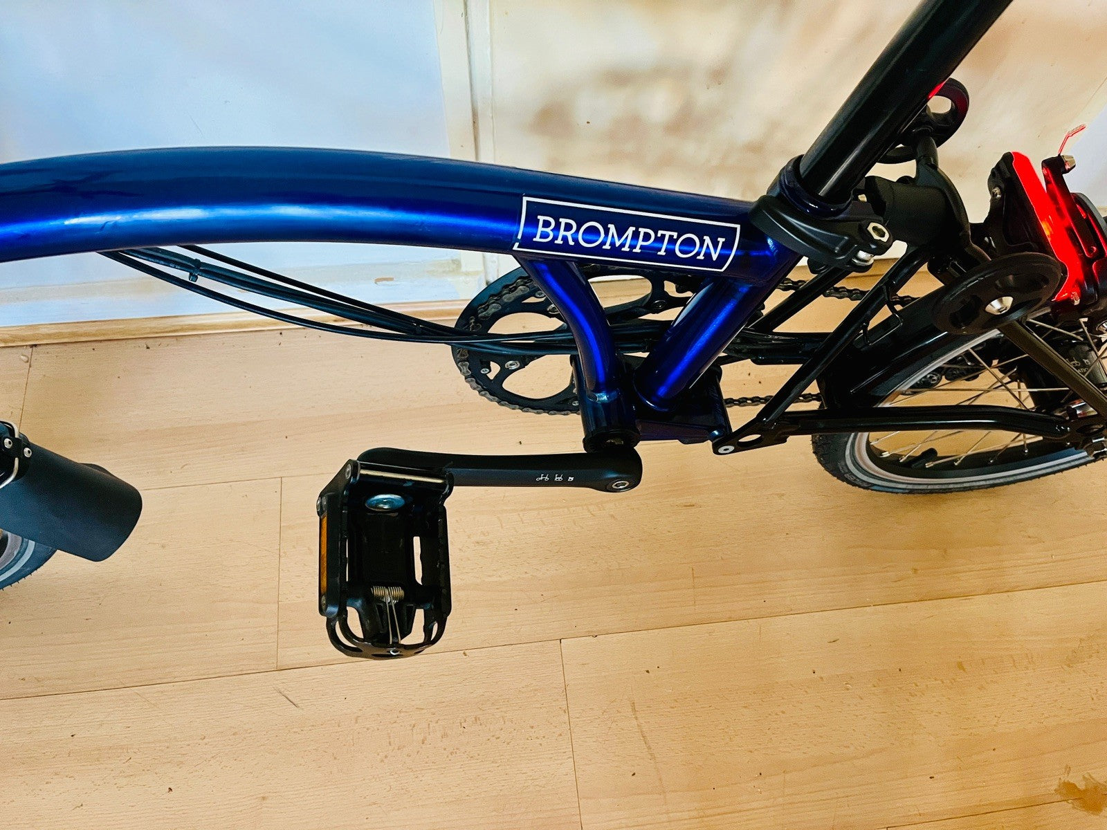 Brompton C Line Electrc 6  Speed, Blue Lacquer, One Size Handlebar Exc Cond