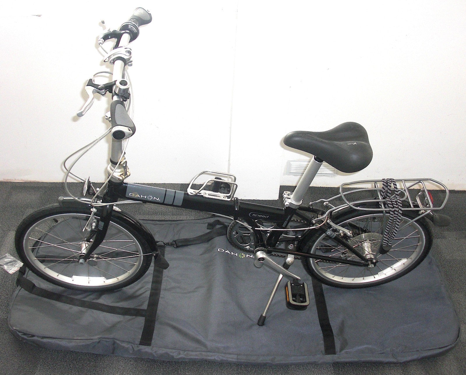 Dahon Speed 1430 D7 (7-speed) Folding Bike + Dahon Full Size Bag